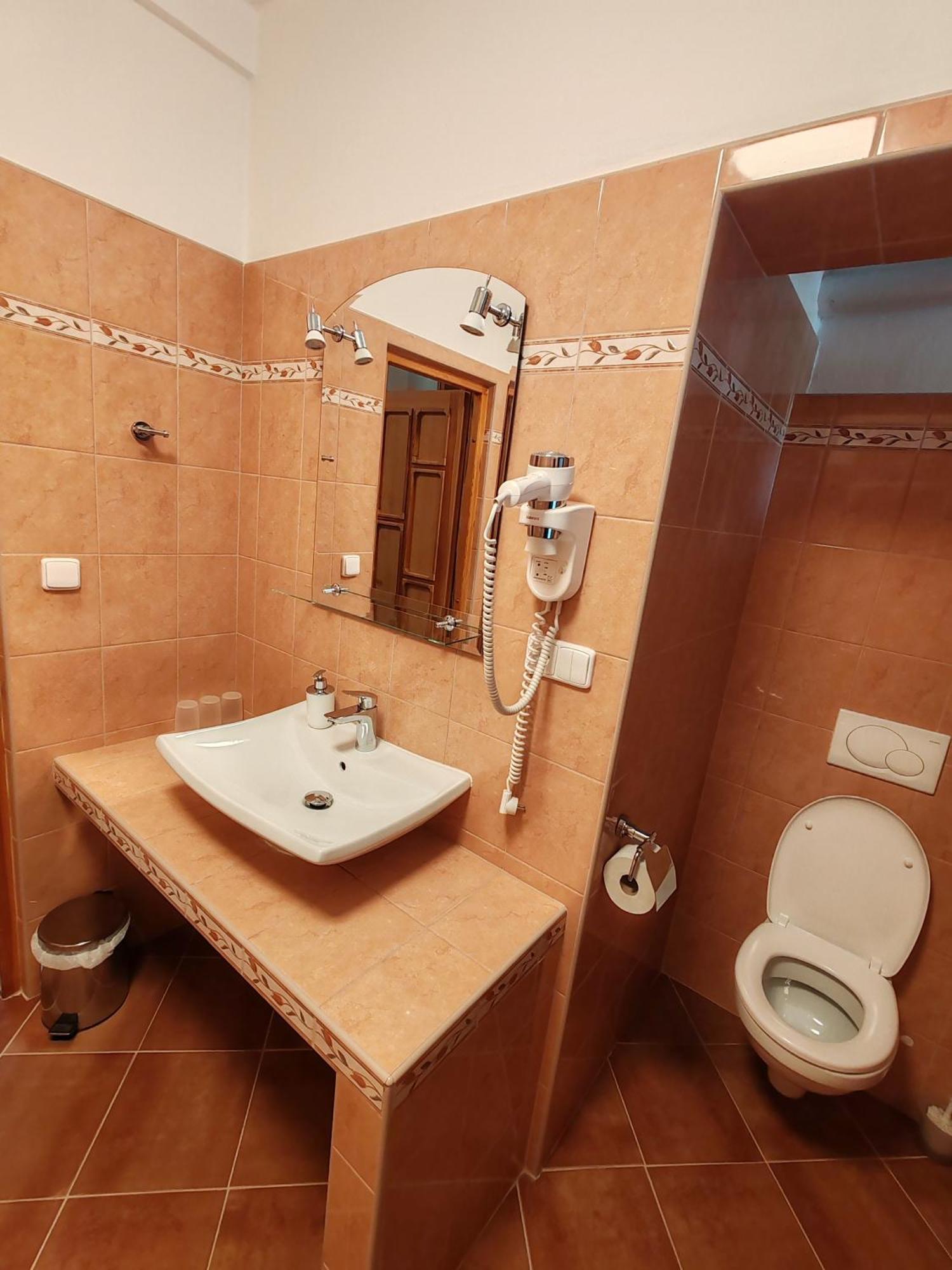Pension Trojska Prague Luaran gambar
