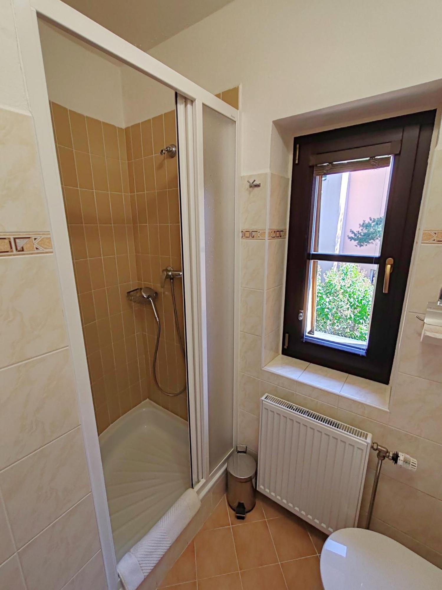 Pension Trojska Prague Luaran gambar
