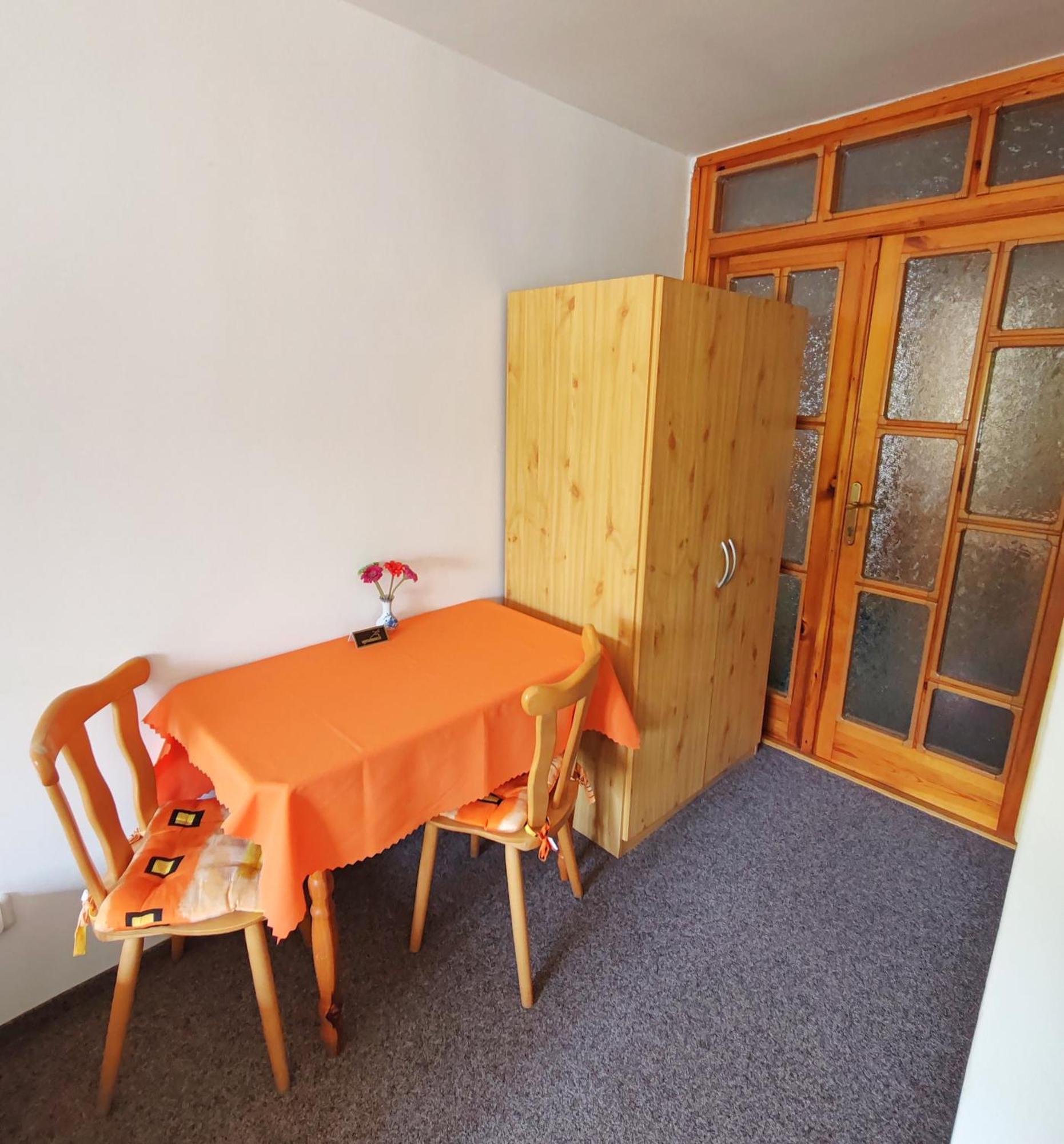 Pension Trojska Prague Luaran gambar