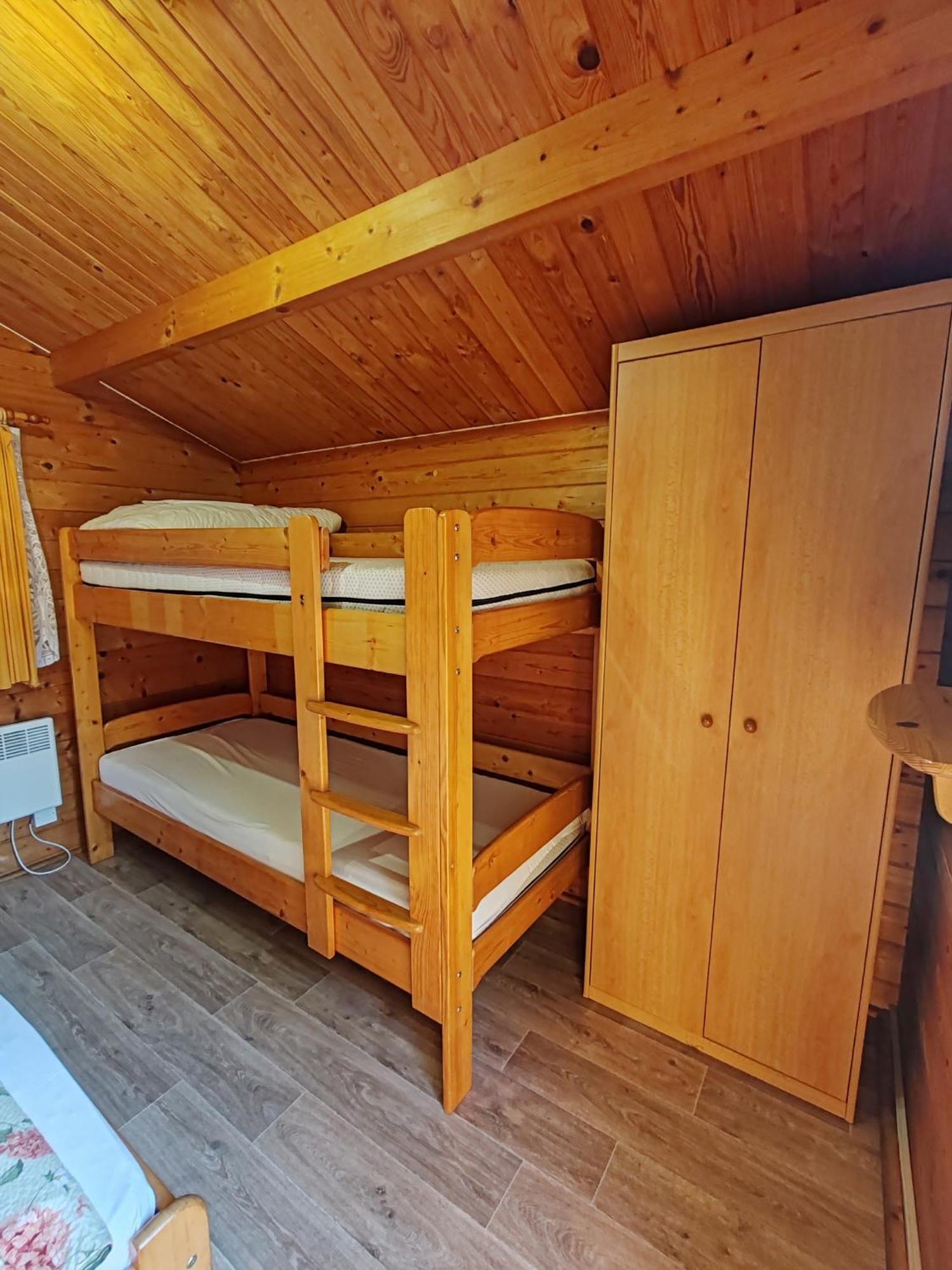 Pension Trojska Prague Luaran gambar